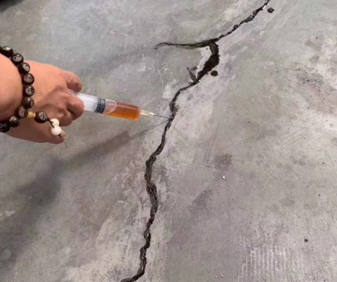 浏阳混凝土裂缝修补技术详解​
